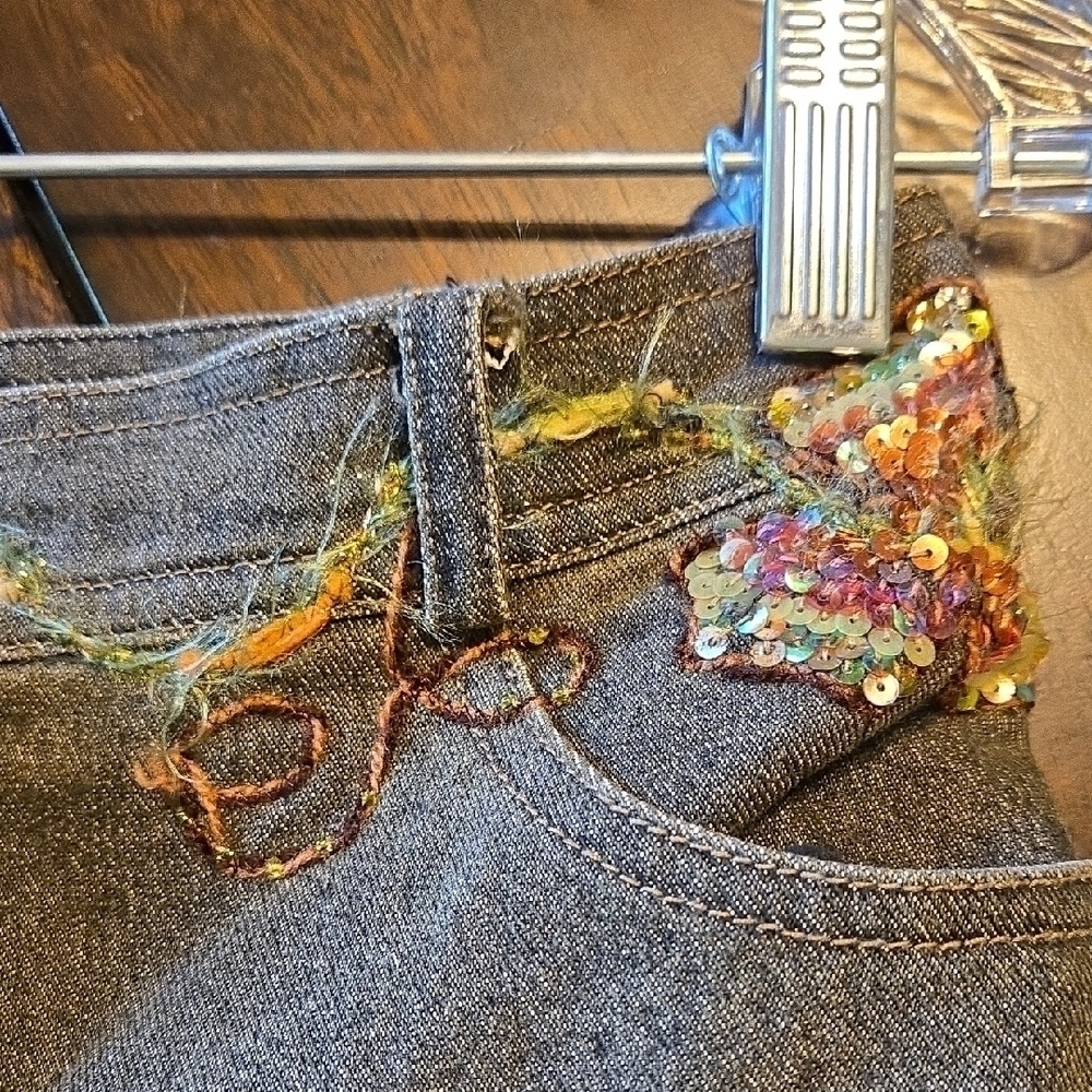 Floral Embroidered Boot Cut Jeans Sz Lg W 28 Inseam 28 - Picture 5 of 9